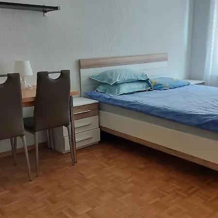 Swiss Flats Lausanne Apartment *
